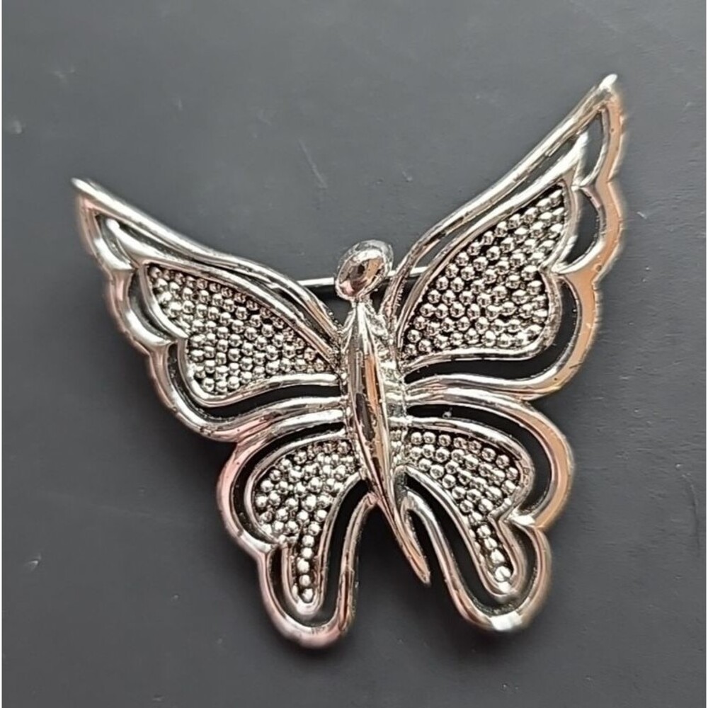 Vintage NAPIER Signed BUTTERFLY Brooch in Silver Tone